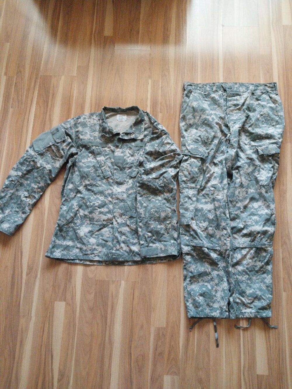 US Army UCP Camouflage ACU Uniform Set Coat And Trousers Size Large X-Long